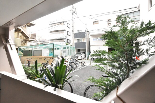 三軒茶屋スカイハイツ バルコニー