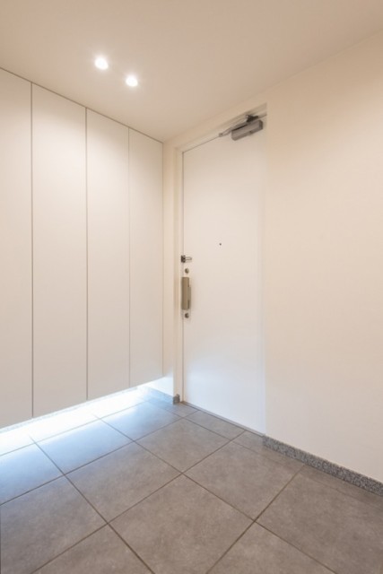 ラグナタワー 玄関