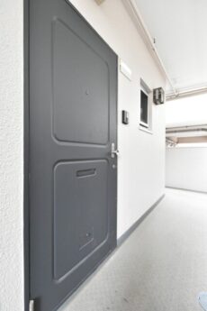 三軒茶屋スカイハイツ 玄関