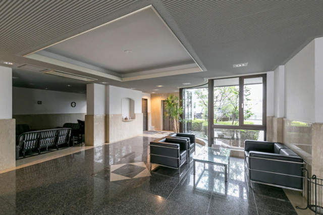 エクレールガーデン富士見ヶ丘　エントランス