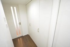 駒場ネオパレス 玄関 駒場ネオパレス 玄関