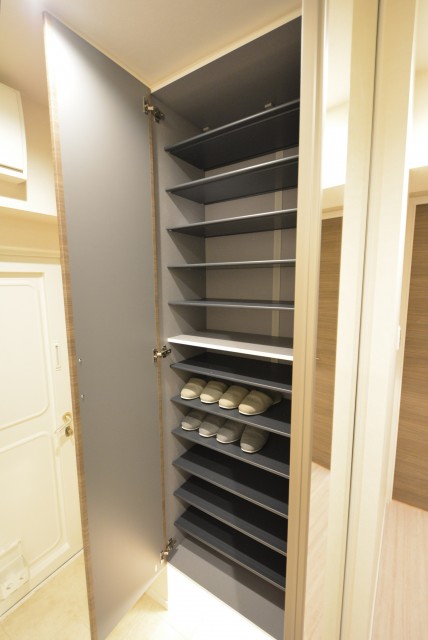 上馬フラワーホーム 玄関