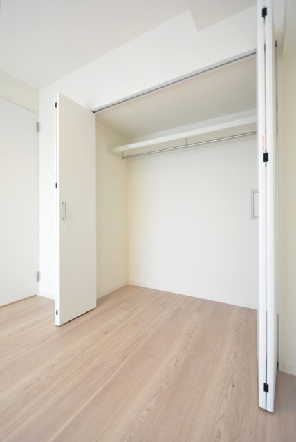 モナーク三軒茶屋 洋室