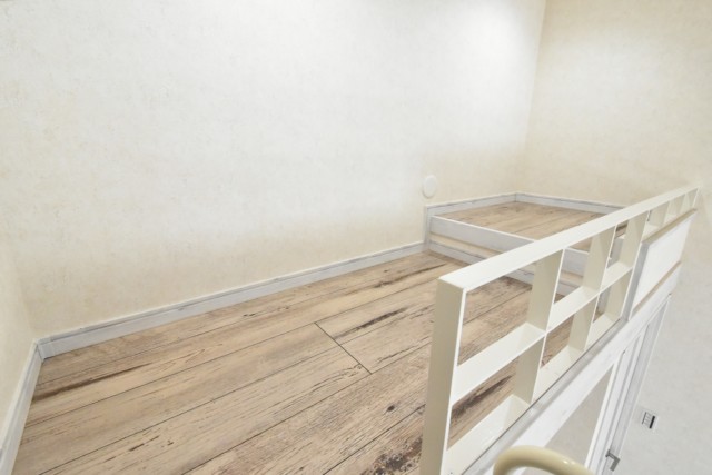 カルム桜新町パティオ 洋室1