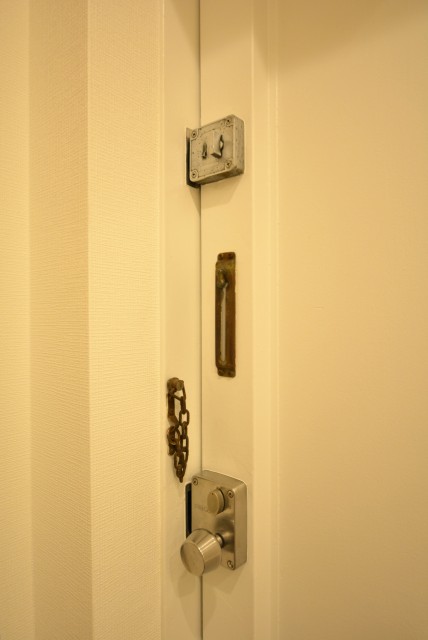 シャトレ市ヶ谷 玄関