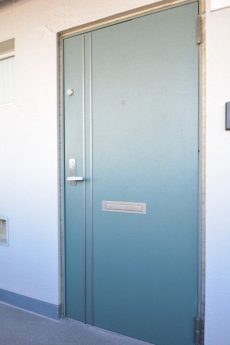 駒場ネオパレス 玄関 駒場ネオパレス 玄関