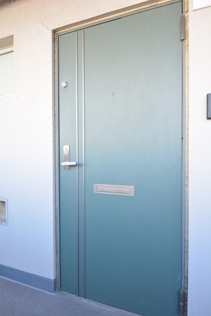 駒場ネオパレス 玄関