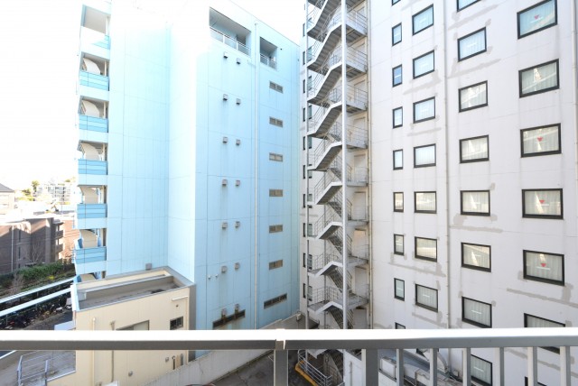 駒場ネオパレス バルコニー 駒場ネオパレス バルコニー