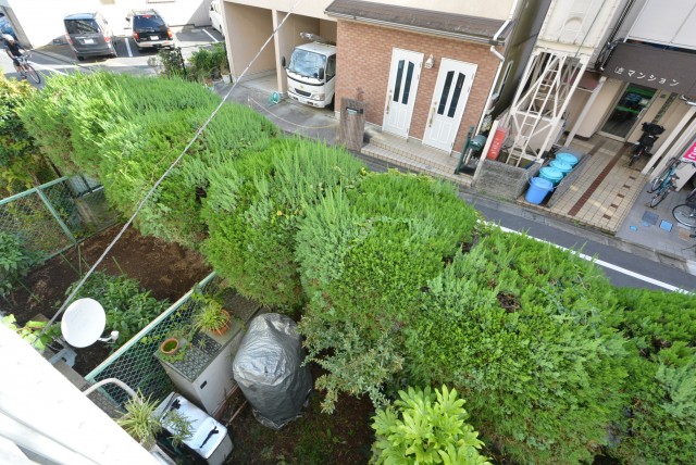 ビッグ武蔵野池袋 バルコニー