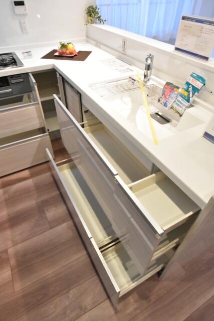 秀和第２高輪レジデンス キッチン