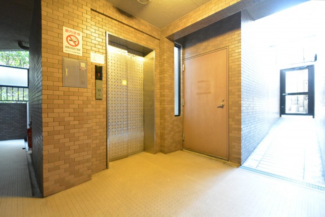 日神パレステージ三軒茶屋Ⅱ エレベーター
