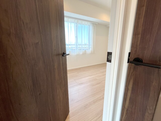 クレッセント渋谷神泉 洋室2