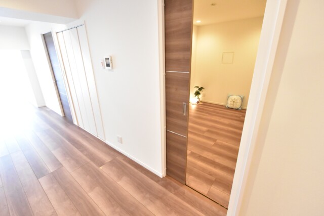 秀和第２高輪レジデンス 洋室1