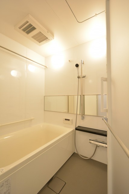 クレッセント渋谷神泉 浴室