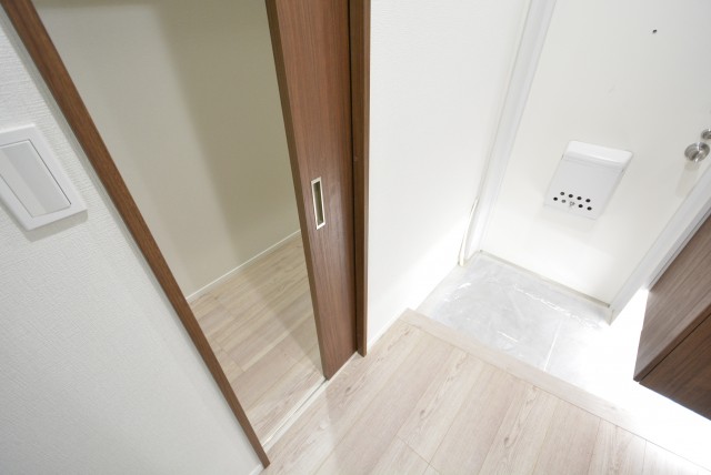 マンション小石川台 廊下クローゼット