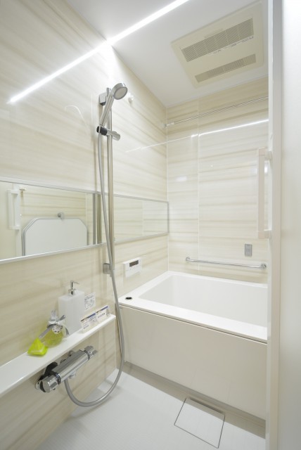 ビッグ武蔵野池袋 浴室