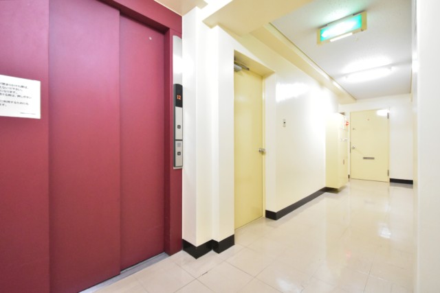 ヴァンヴェール世田谷 玄関