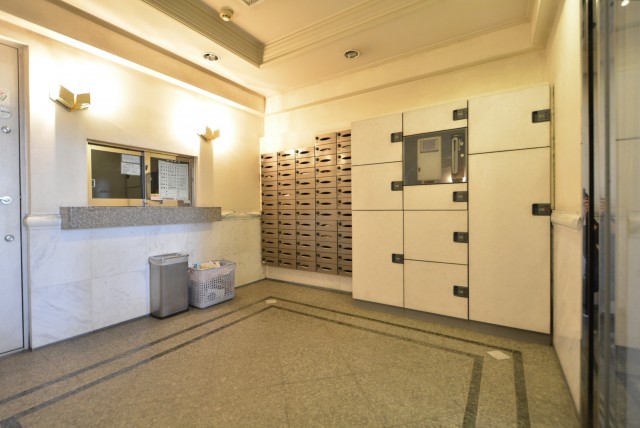 日神パレステージ三軒茶屋Ⅱ エントランスホール