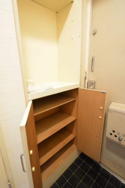 藤和三軒茶屋コープ 玄関