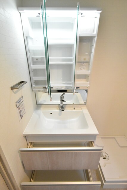 松濤ハウス 洗面室