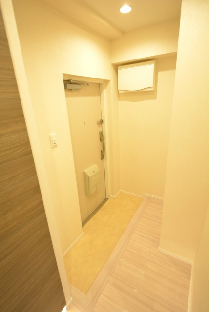 トーア明大前マンション 玄関