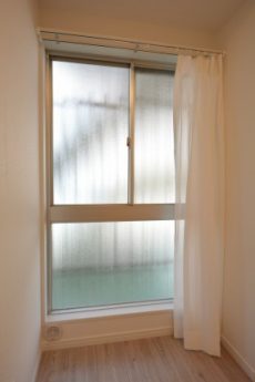 ビッグ武蔵野池袋 洋室1