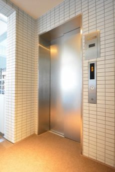 藤和学芸大学ホームズⅡ エレベーター