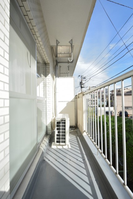 ビッグ武蔵野池袋 バルコニー