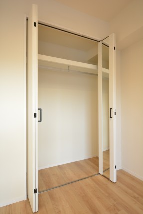 トーア明大前マンション 洋室2