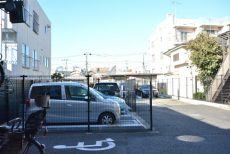 藤和学芸大学ホームズⅡ 駐車場、駐輪場