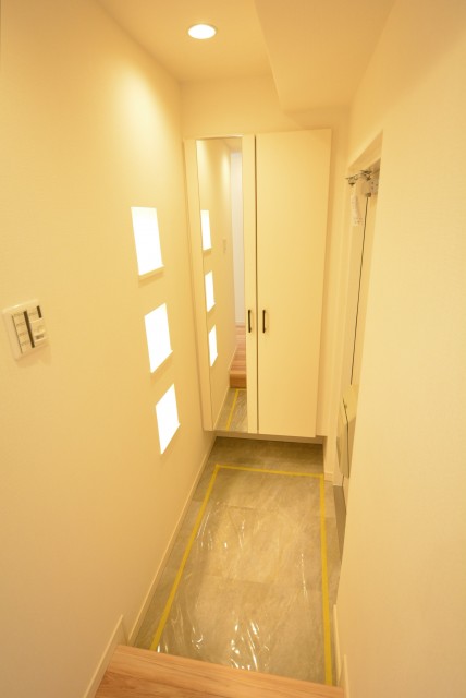 日生野沢マンション 玄関