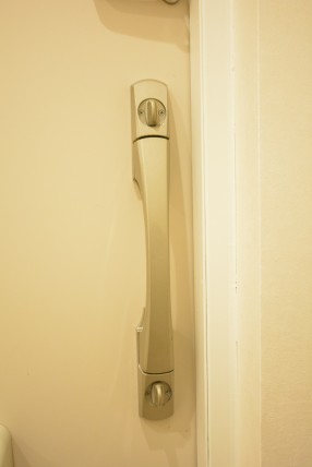 トーア明大前マンション 玄関