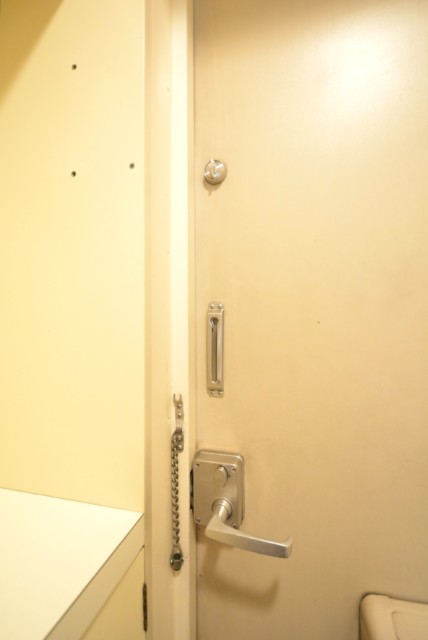 藤和三軒茶屋コープ 玄関