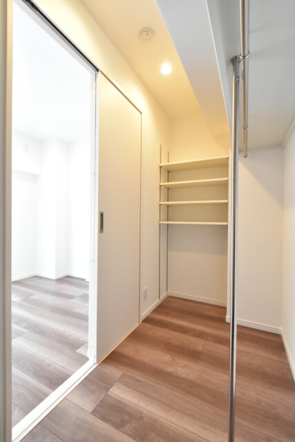 秀和第２高輪レジデンス 洋室2