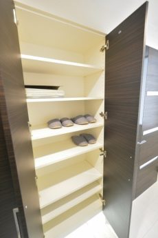 フィールT幡ヶ谷 玄関