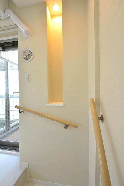 フィールT幡ヶ谷 階段