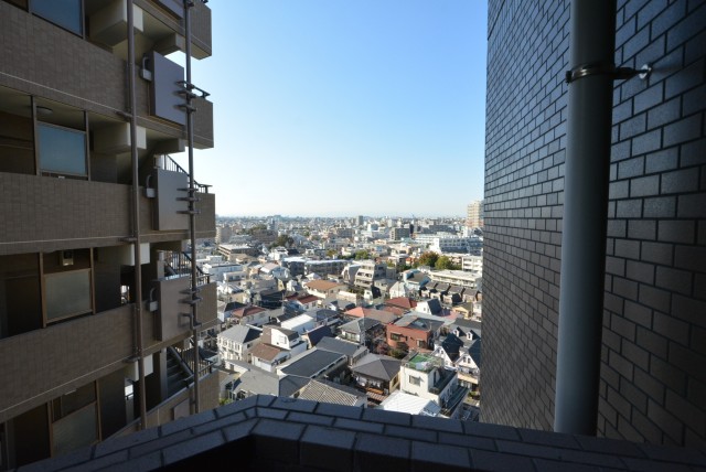 日神パレステージ三軒茶屋Ⅱ 玄関