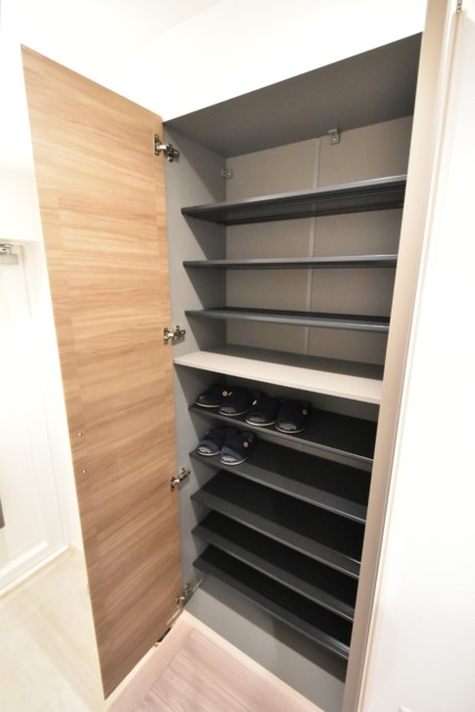 パールハイツ幡ヶ谷 玄関