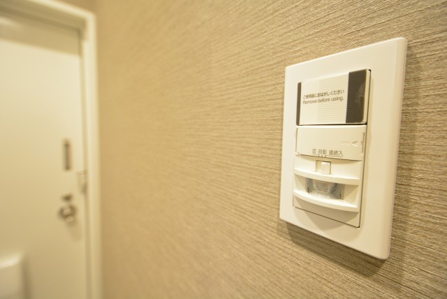 ファミール浜園 玄関