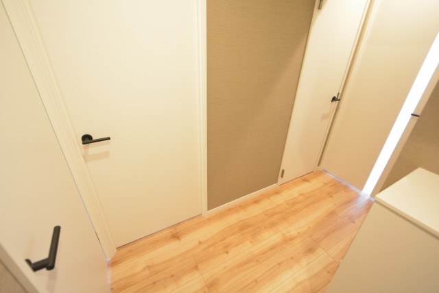 ファミール浜園 玄関