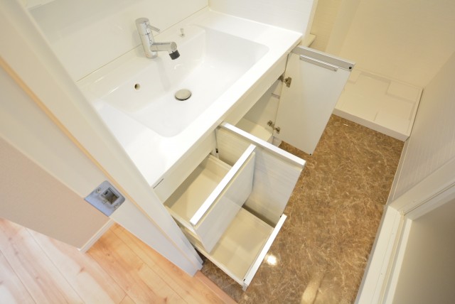 ファミール浜園 洗面室