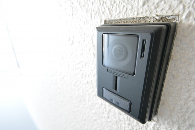 ファミール浜園 玄関