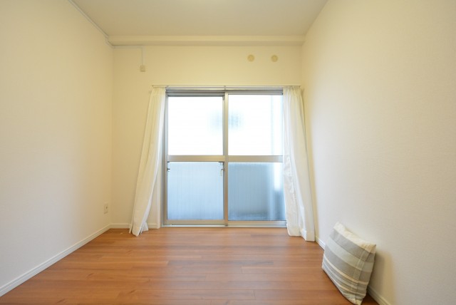 幡ヶ谷コーエイマンション 洋室2