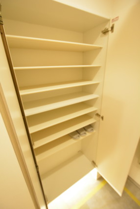 新大橋永谷マンション 玄関