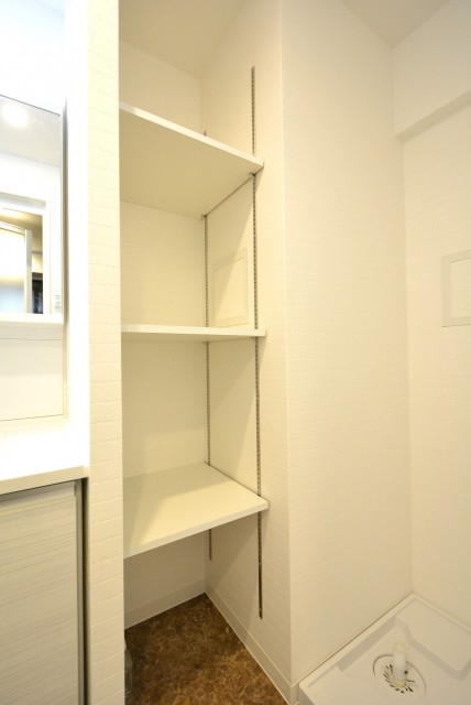 ファミール浜園 洗面室