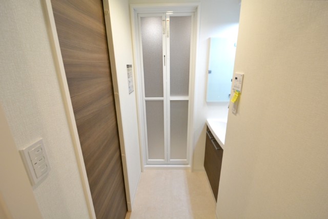 NK五反田コータース 洗面室