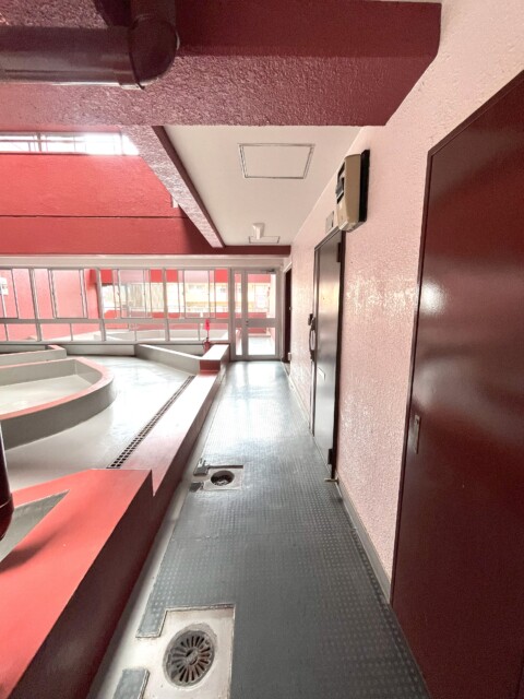 トーア明大前マンション 玄関廊下