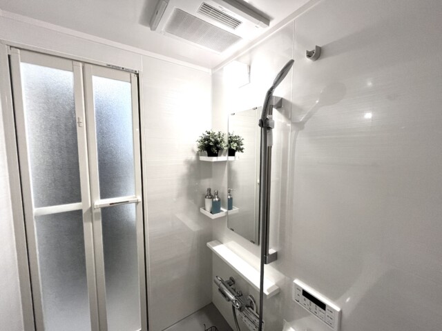 明大前フラワーマンション浴室