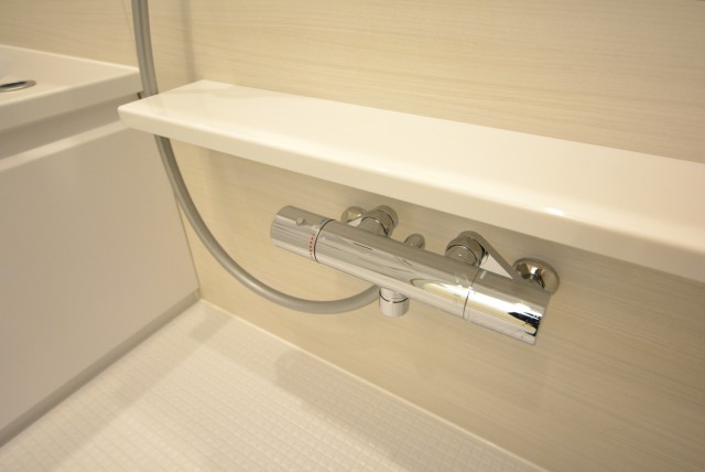 ファミール浜園 浴室
