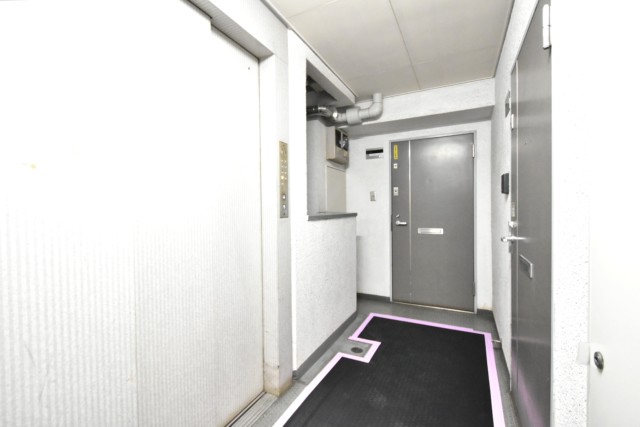 エクセレンス池袋 玄関